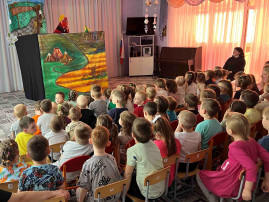 Театр в гостях у «Рябинки»! Театр в гостях у «Рябинки»!.