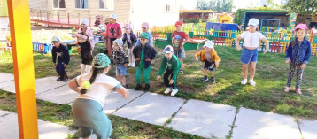 На весёлую зарядку становитесь по порядку! На весёлую зарядку становитесь по порядку!.